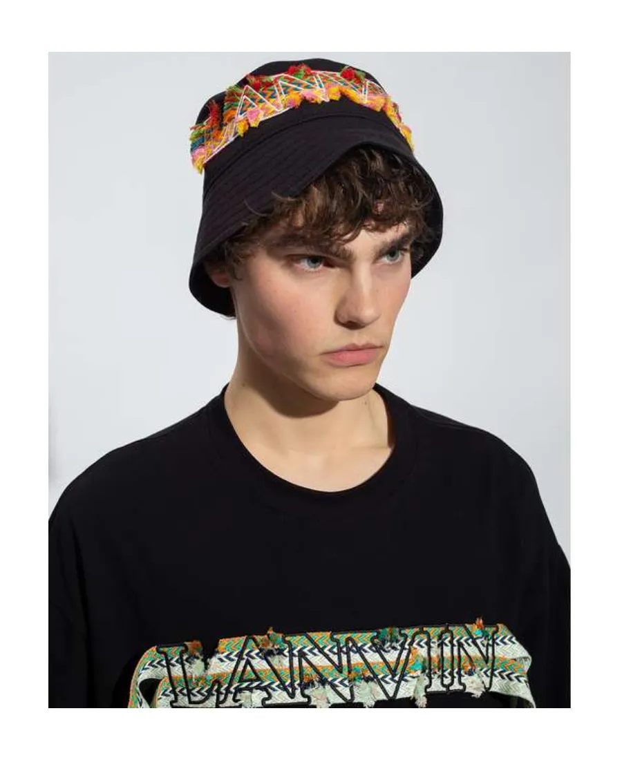 Patch-Detail Bucket Hat