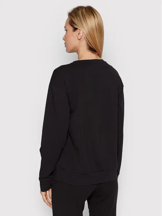 Round Collar Logo Sweater