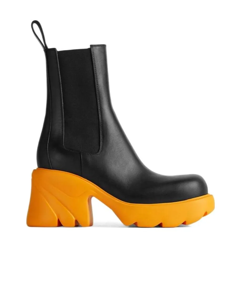 Flash Leather Chelsea Boots