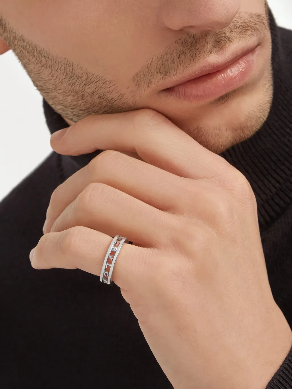 B. Zero1Logo Carved Ring