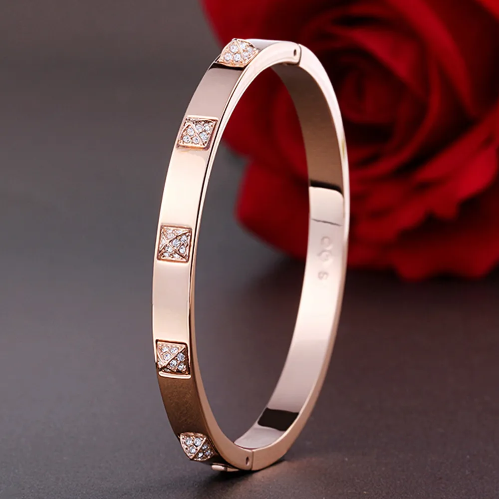 Glass-Embellished Bracelet