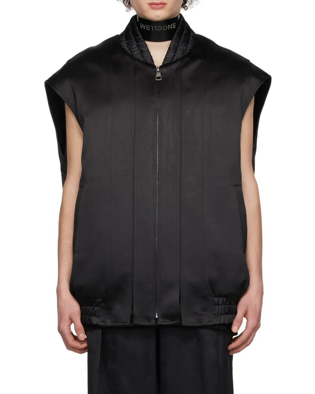Logo Vest