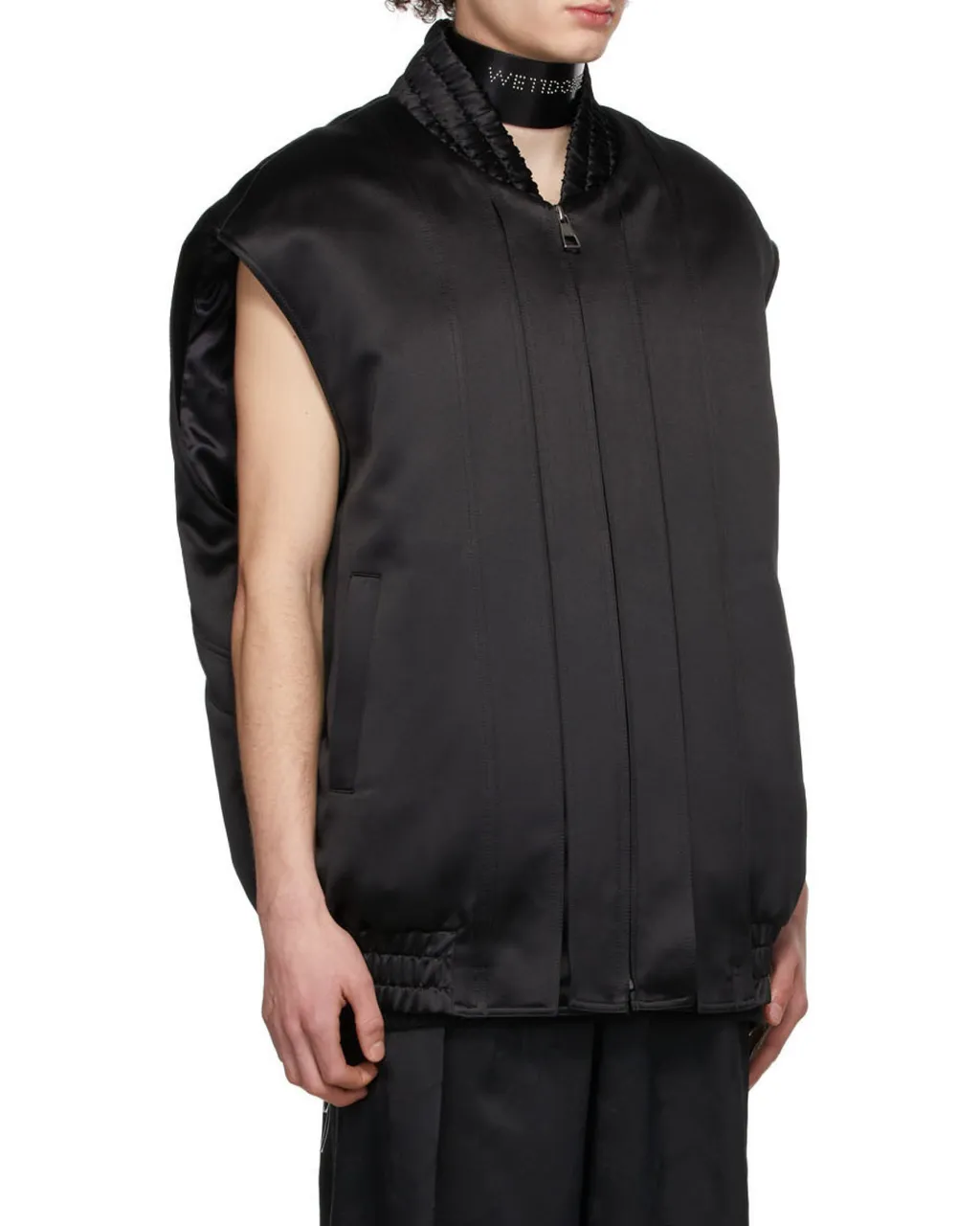 Logo Vest