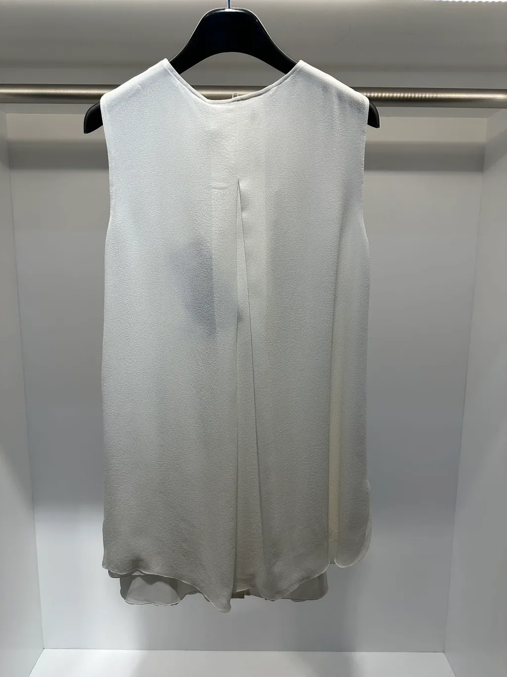 Sleeveless Shirt