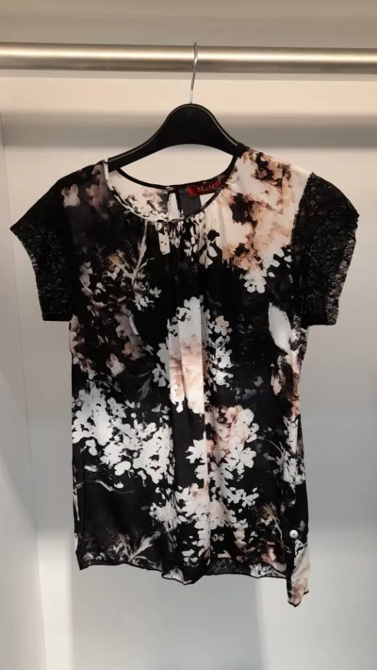 Short-Sleeved Blouse