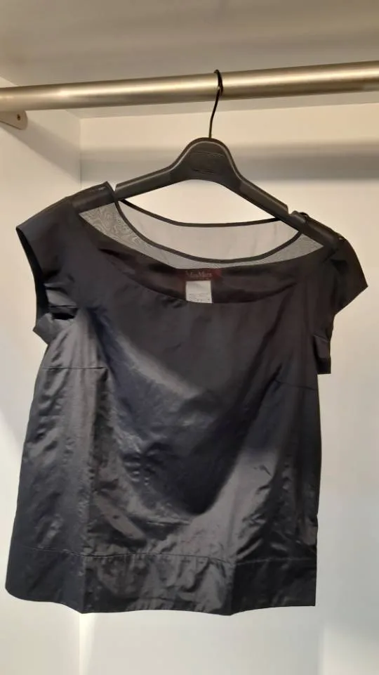 Short-Sleeved T-Shirt