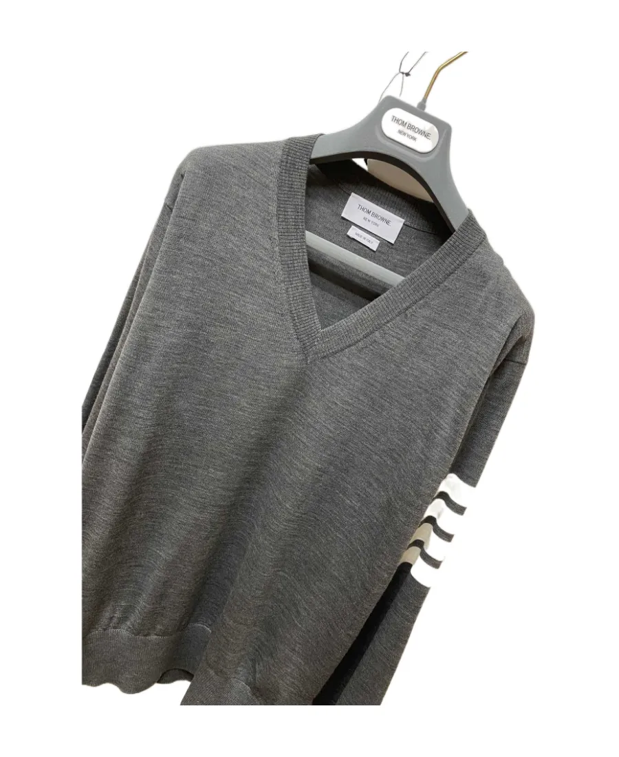 Stripe-Detail V-Neck Jumper