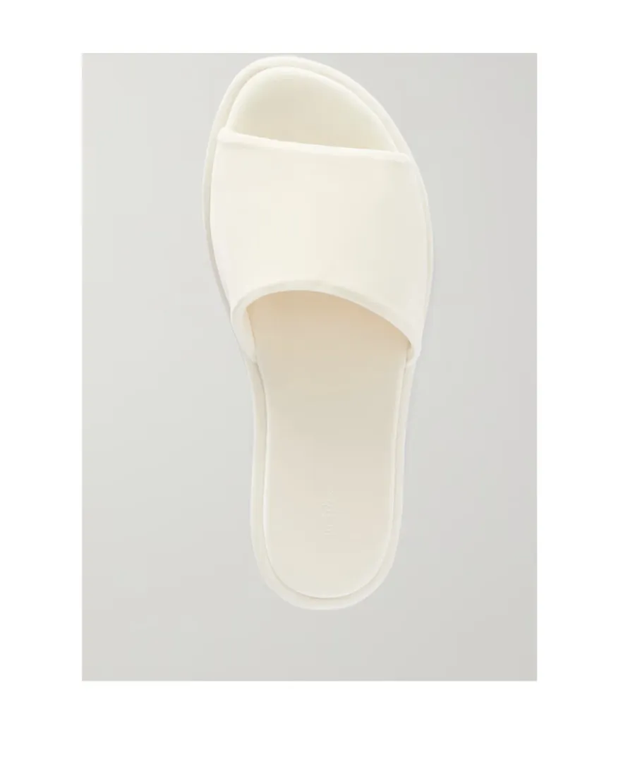 Canal Velvet Slippers