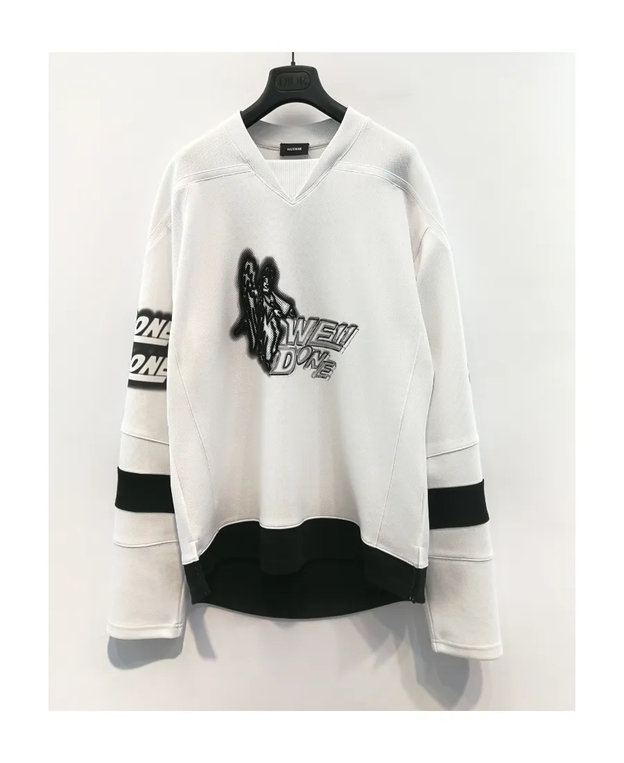 T-Shirt With Round Neck And Long Sleeves