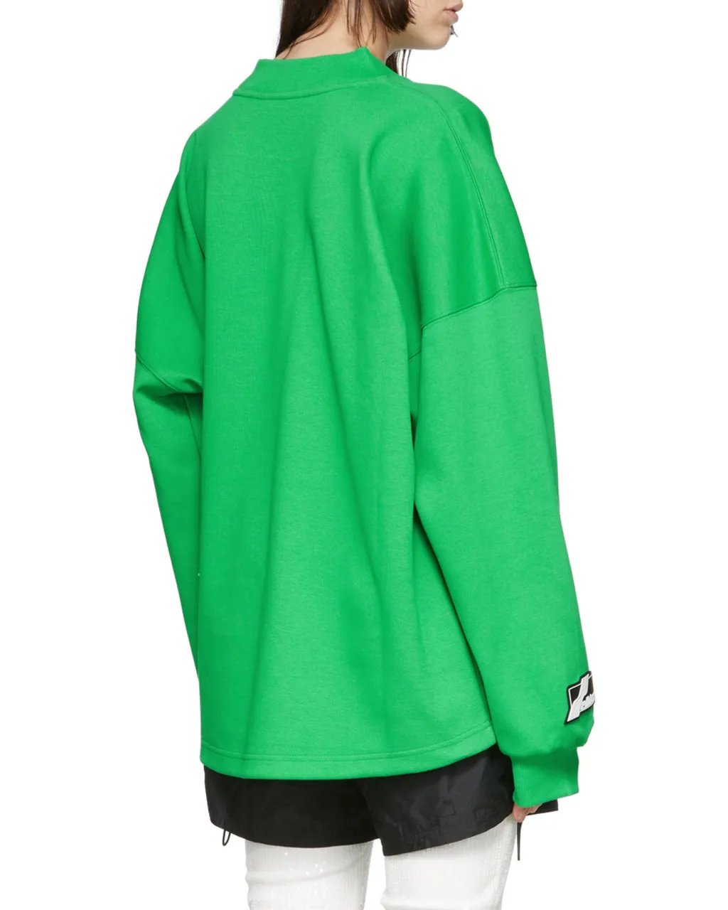 V-Neck Long-Sleeved T-Shirt