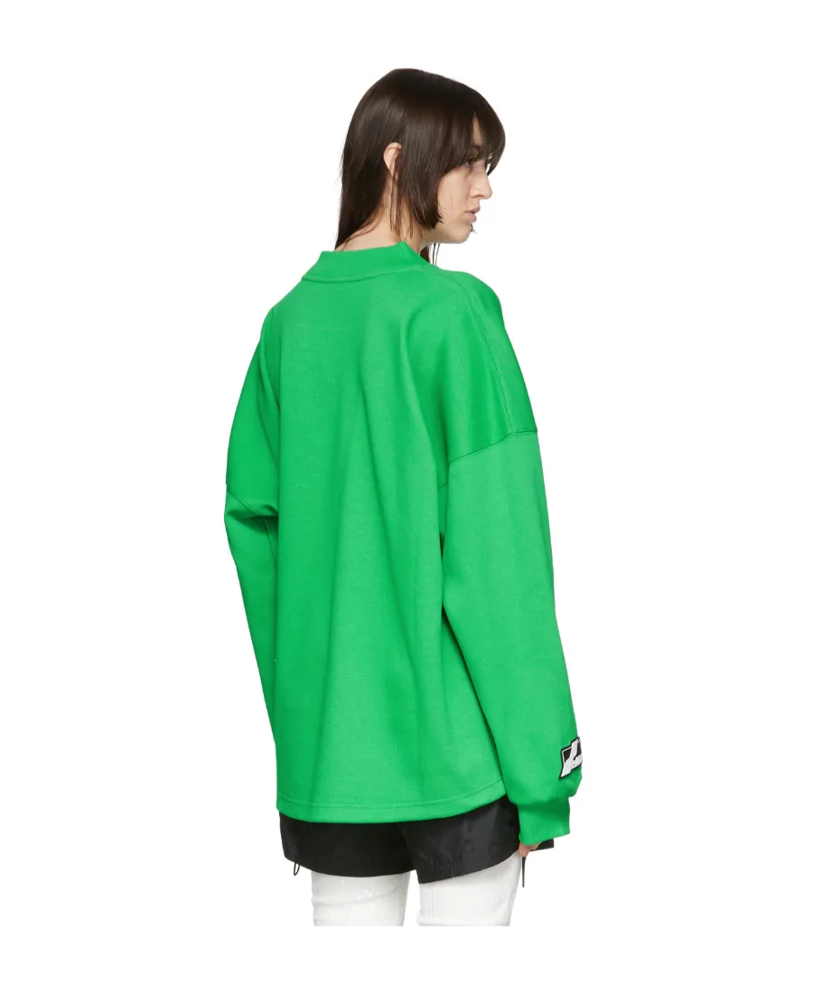 V-Neck Long-Sleeved T-Shirt