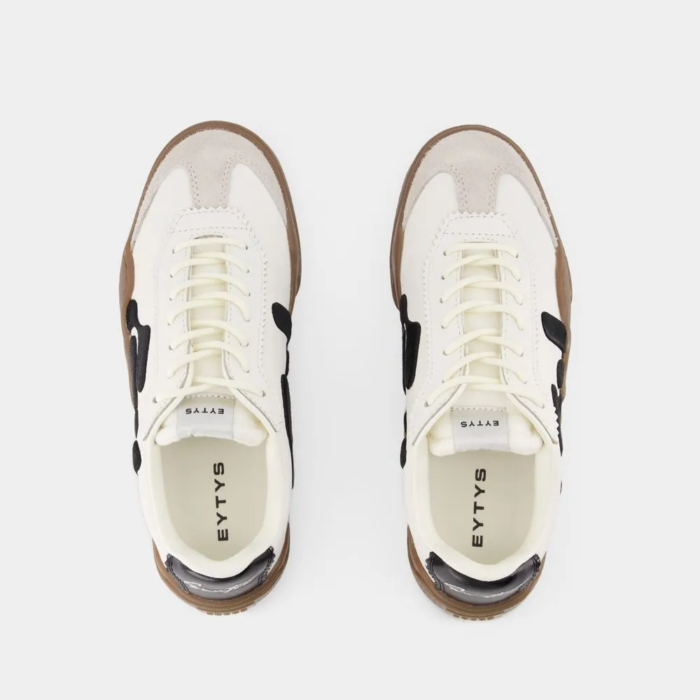 Santos Low-Top Sneakers