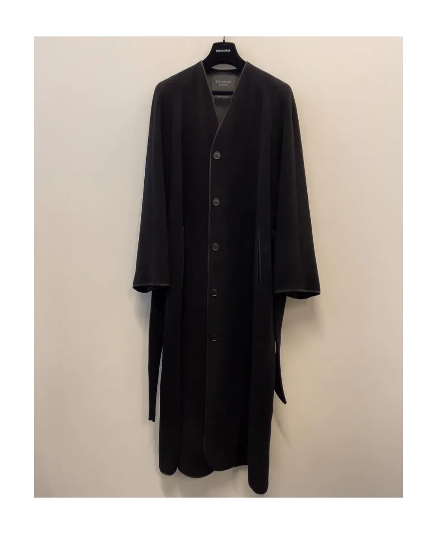 V-Neck Single-Breasted Coat