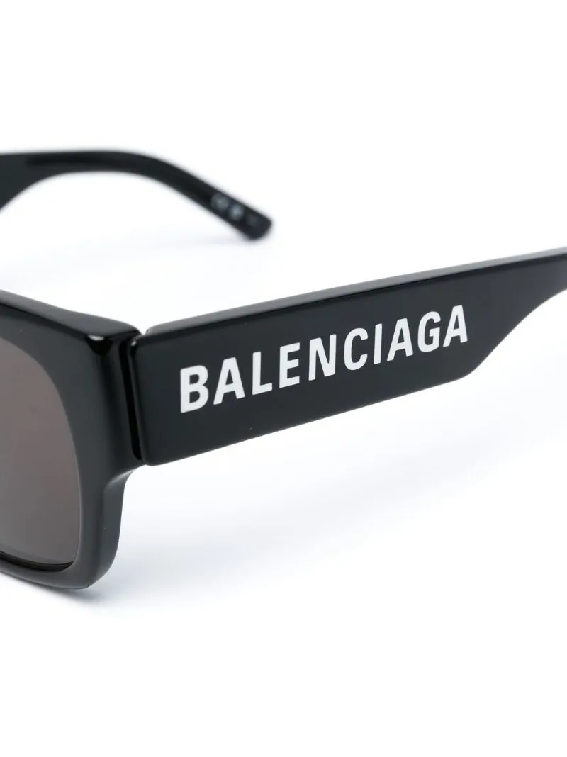 Eyewear Rectangle Frame Sunglasses