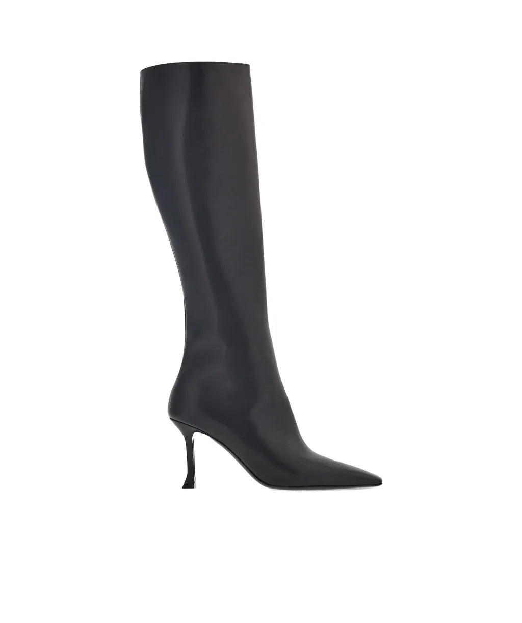 Pointed Boots