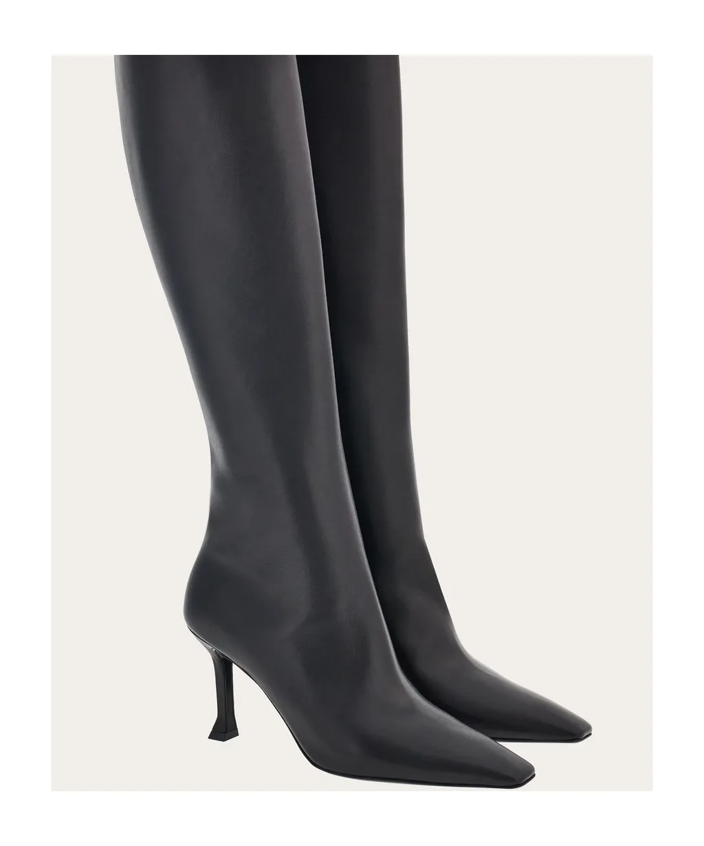 Pointed Boots