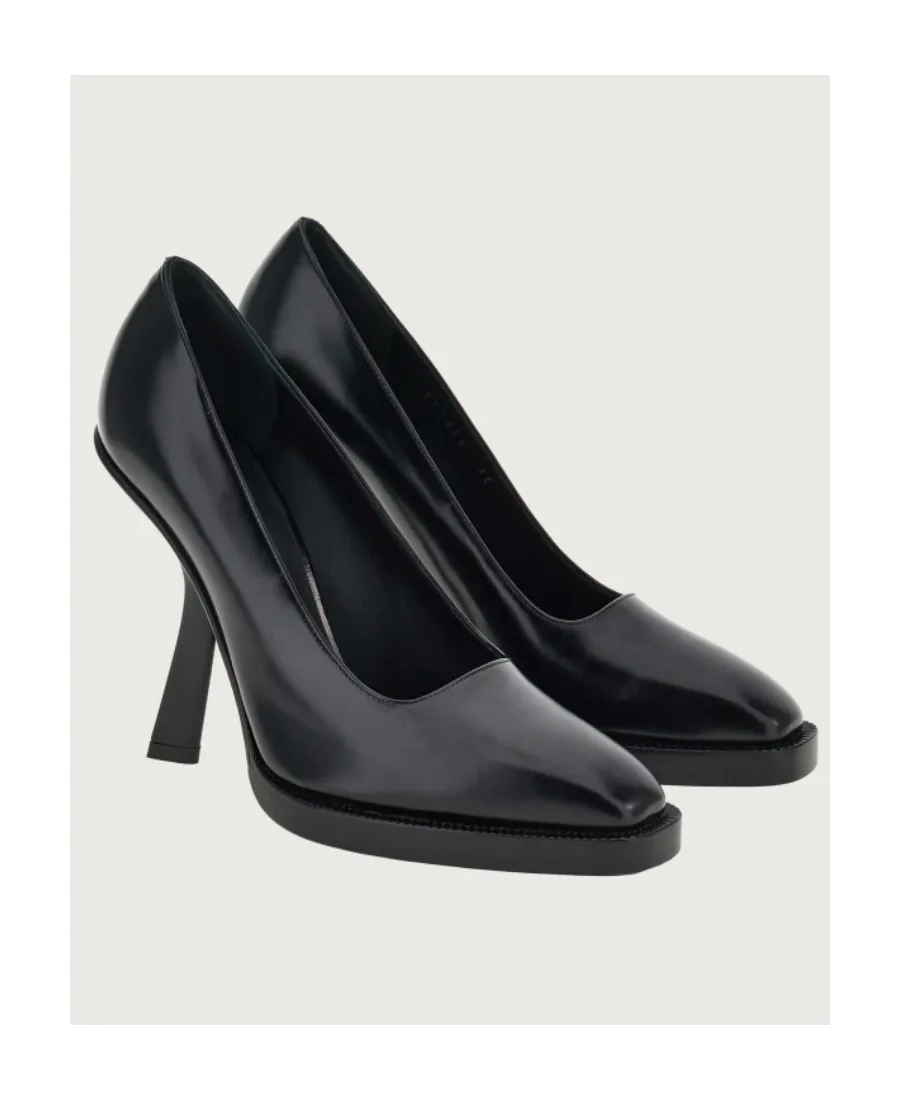Salvatore Ferragamo Shaped Pointed-Toe Pumps