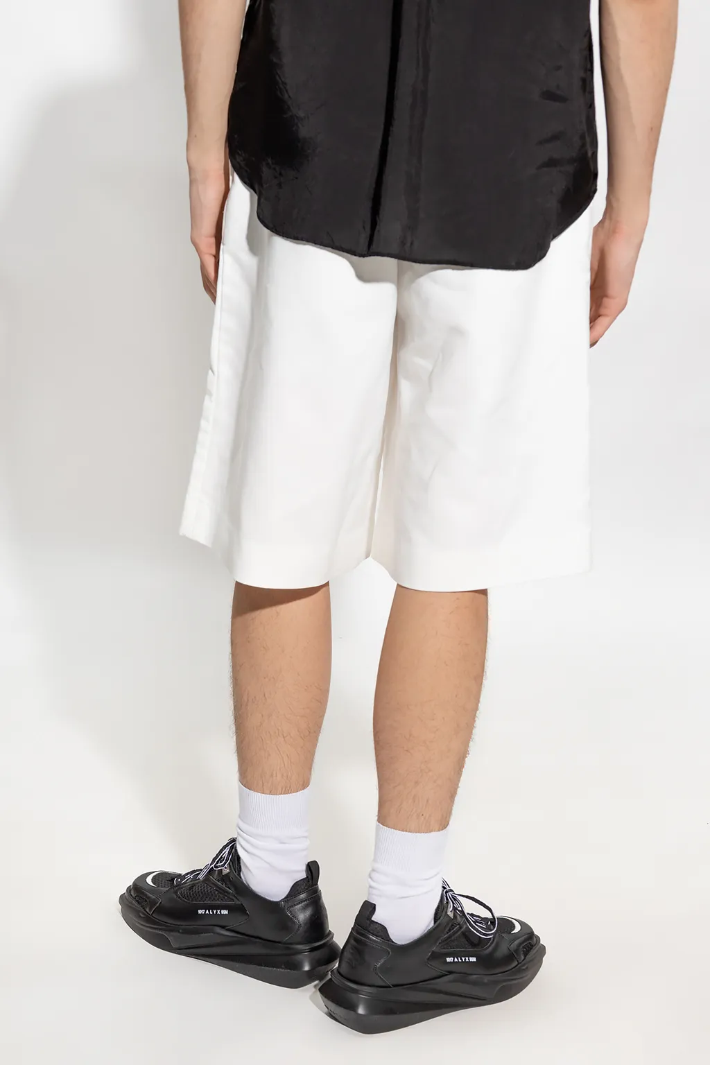 Pleated Wide-Leg Bermuda Shorts
