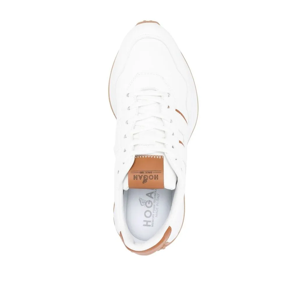 Logo-Patch Low-Top Sneakers