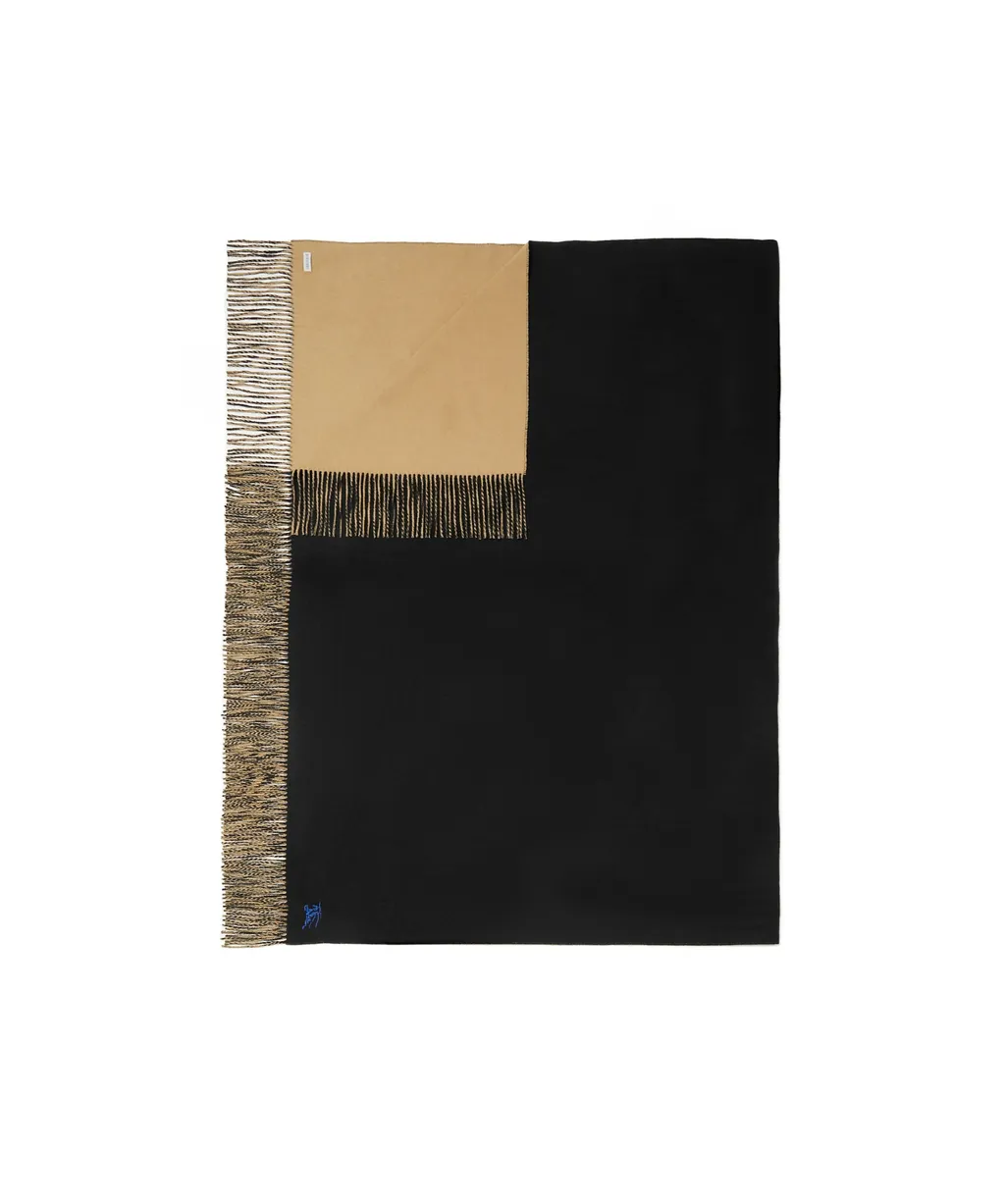 Burberry Equestrian Knight-Motif Fringed Banket