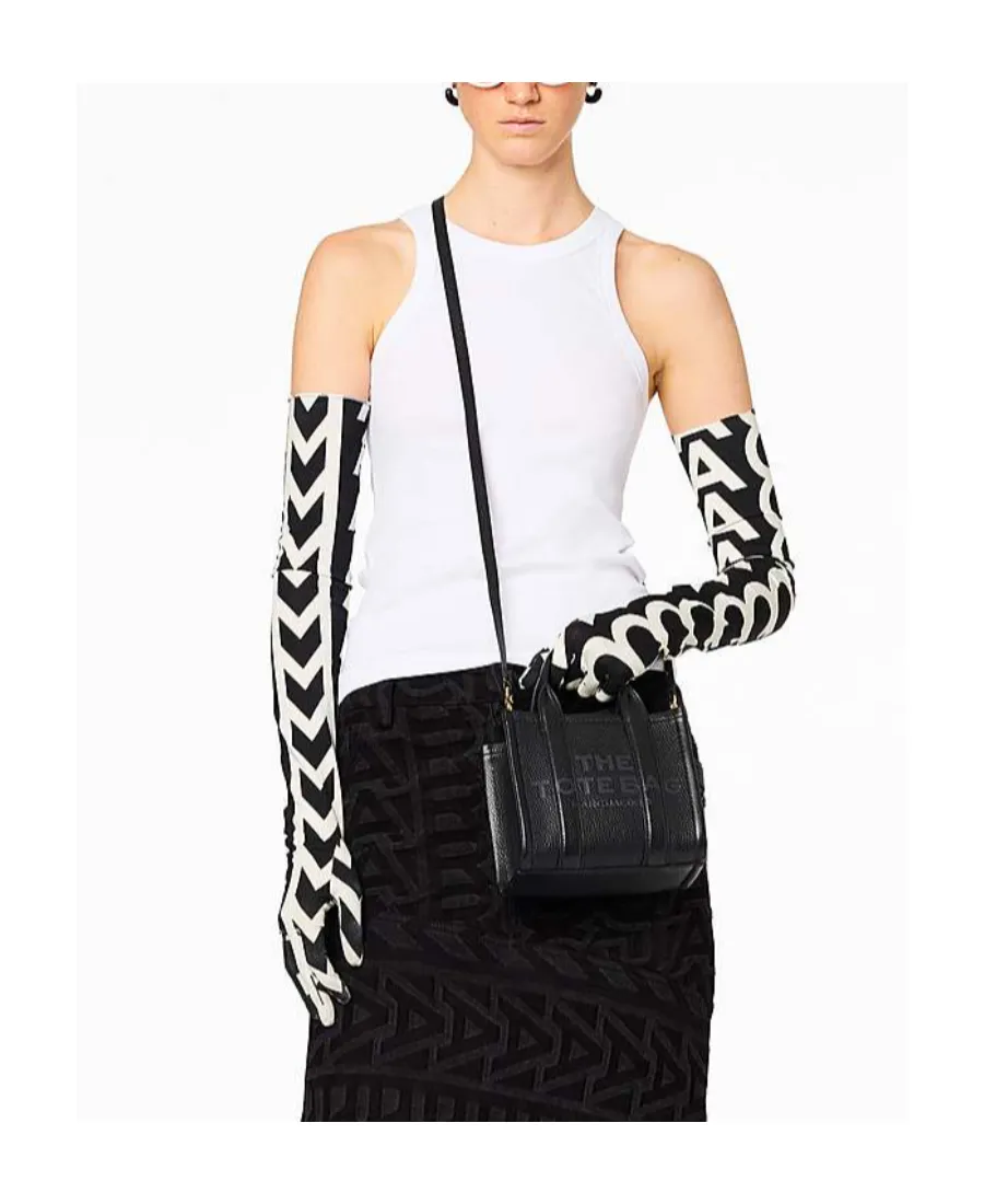 Marc Jacobs The Leather Micro Tote Bag
