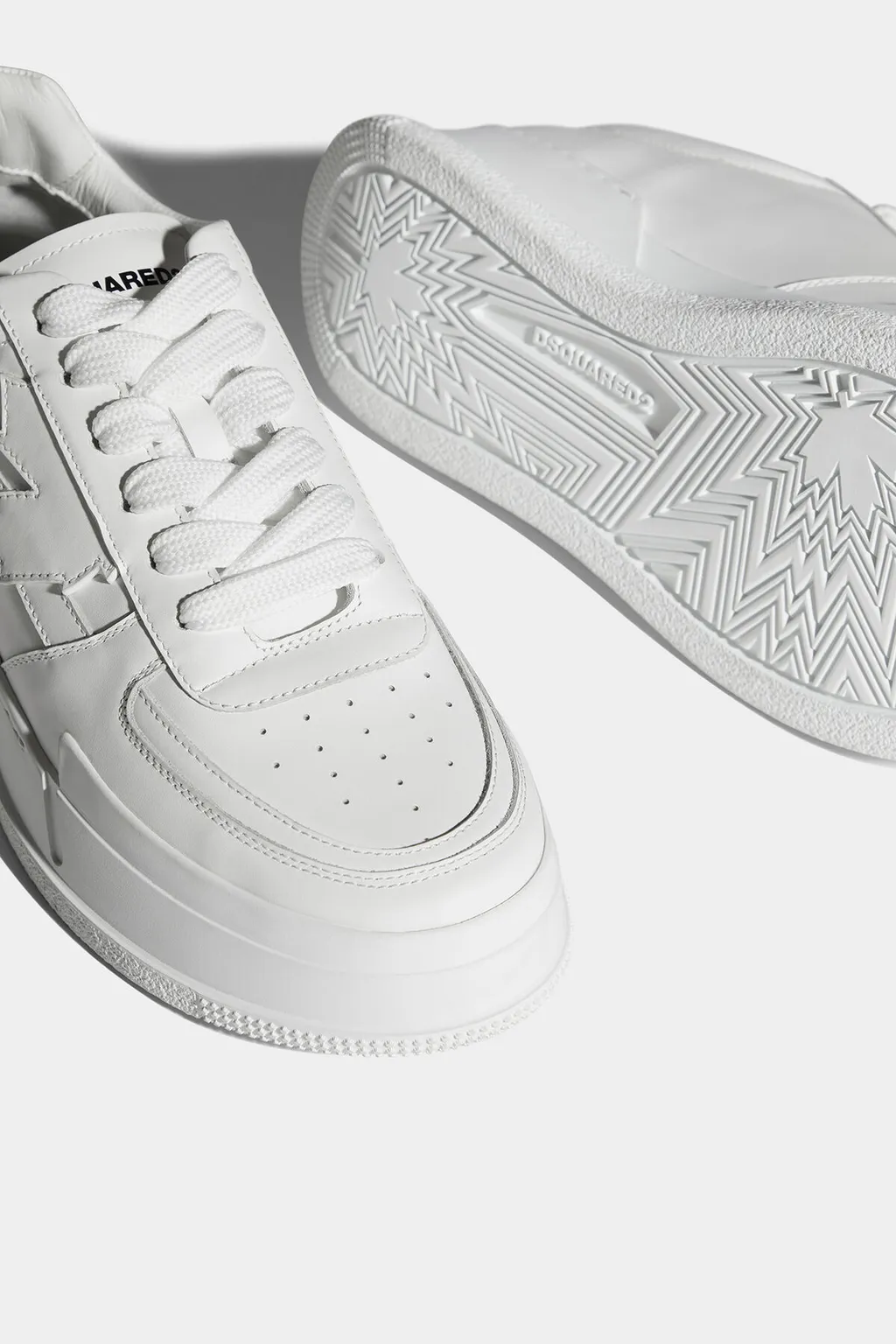 Dsquared2 Logo Printed Low-Top Sneakers