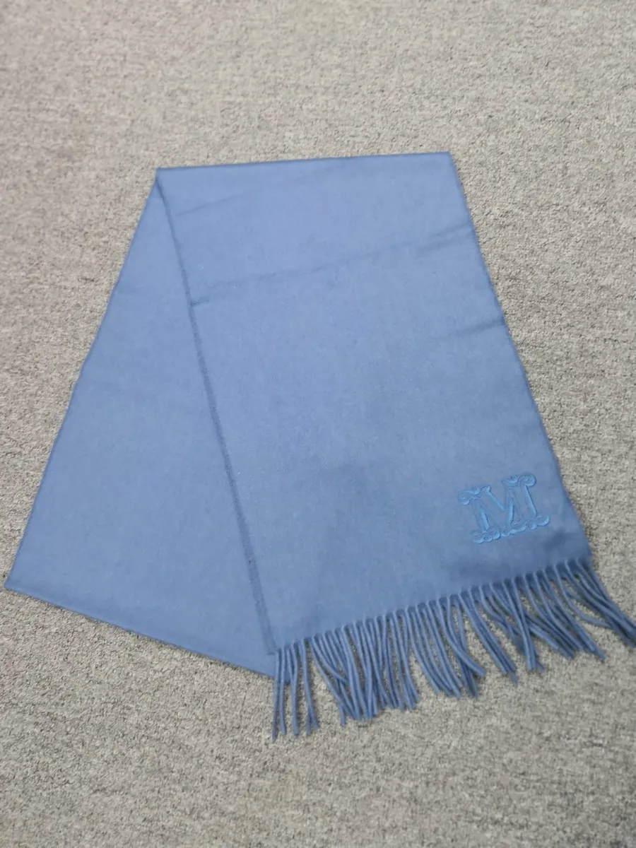 Logo Scarf