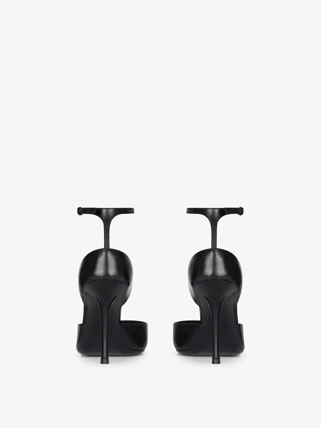 Givenchy Show Stockings Pumps