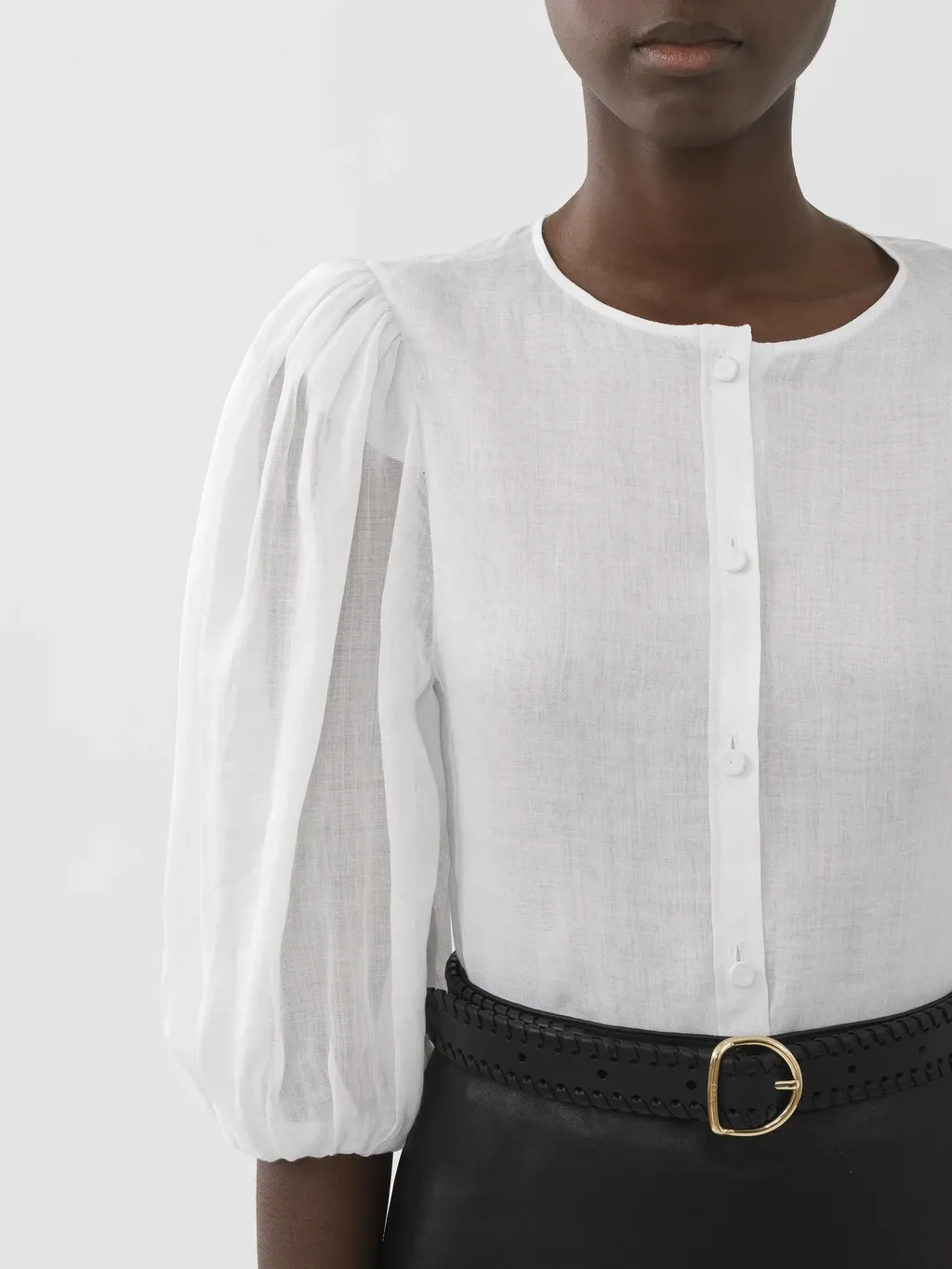 Puff-Sleeved Buttoned Blouse