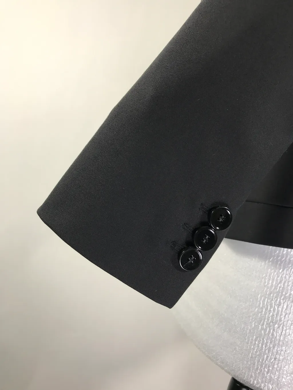 Long-Sleeved Suit Coat