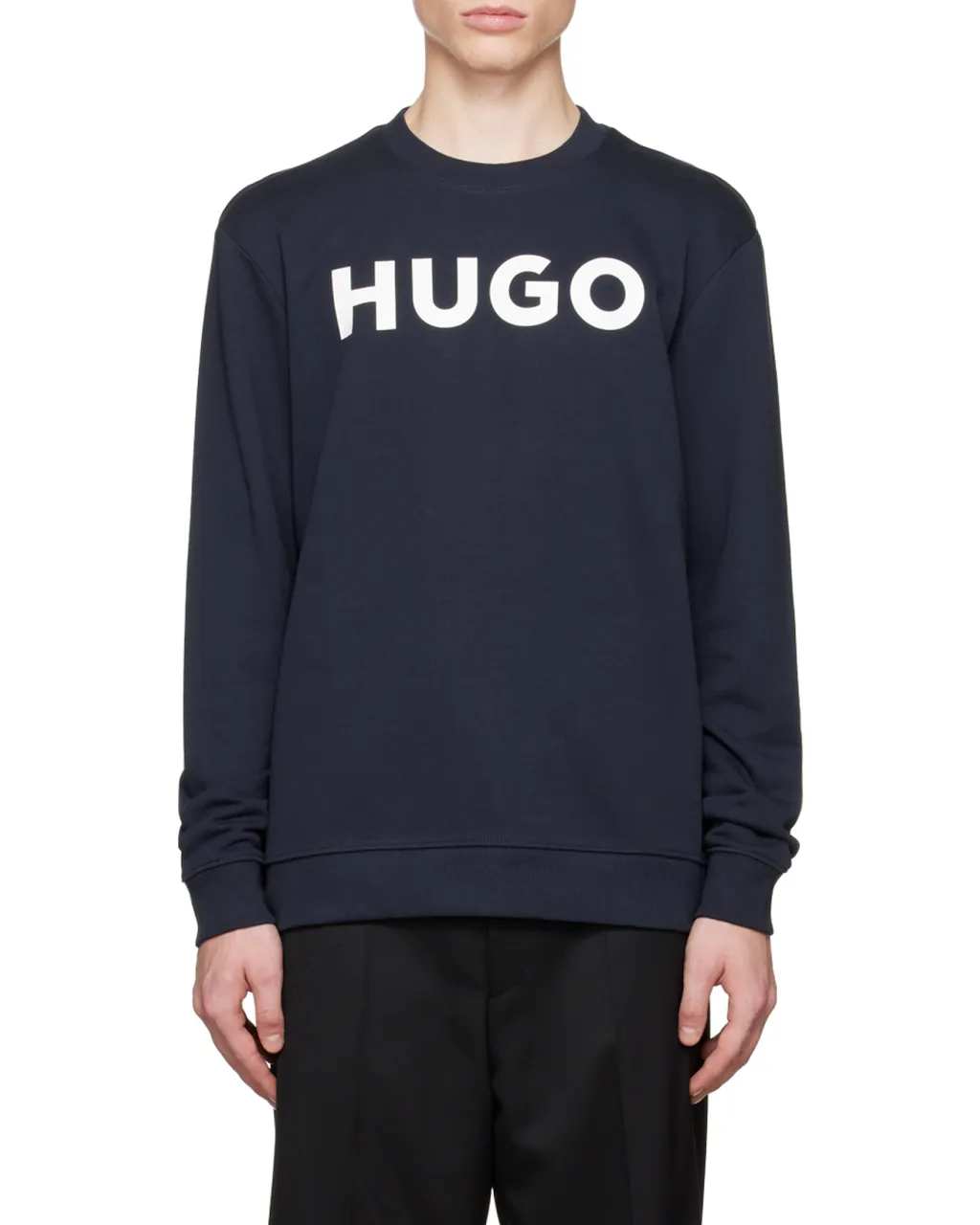 Contrasting Color Logo Round Neck Sweatshirt