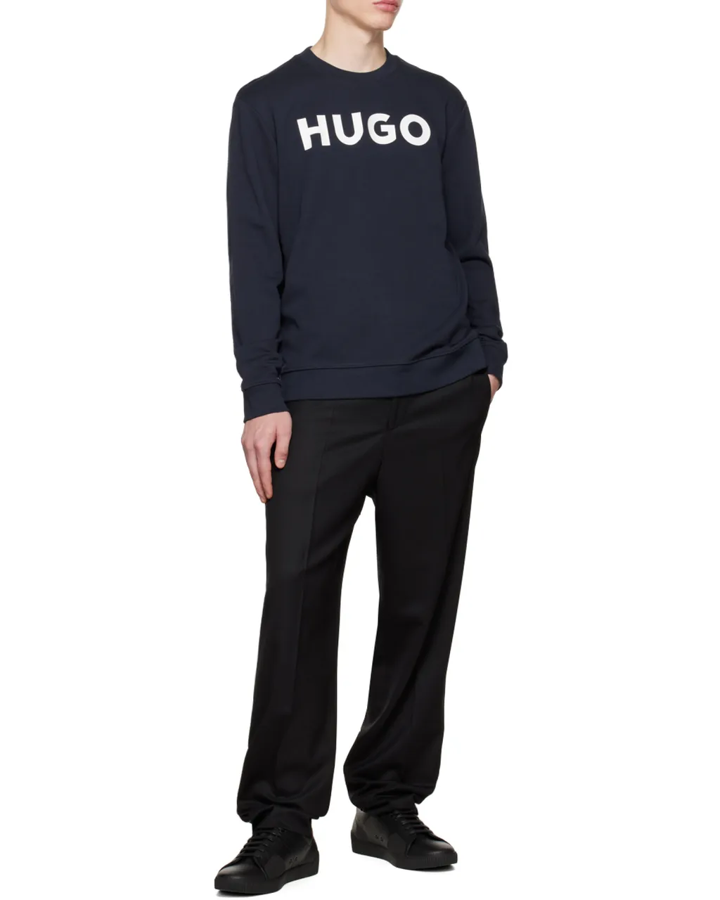 Contrasting Color Logo Round Neck Sweatshirt