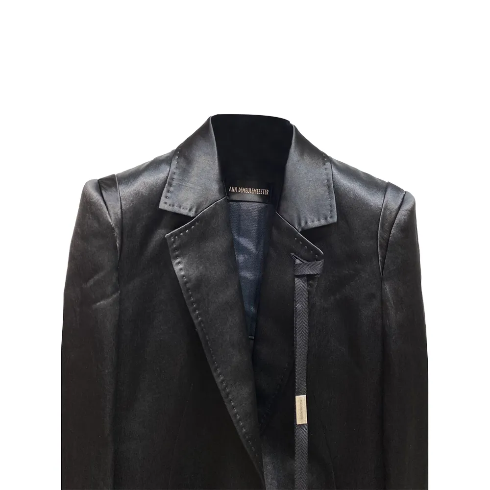 Logo V-Collar Suit Jacket
