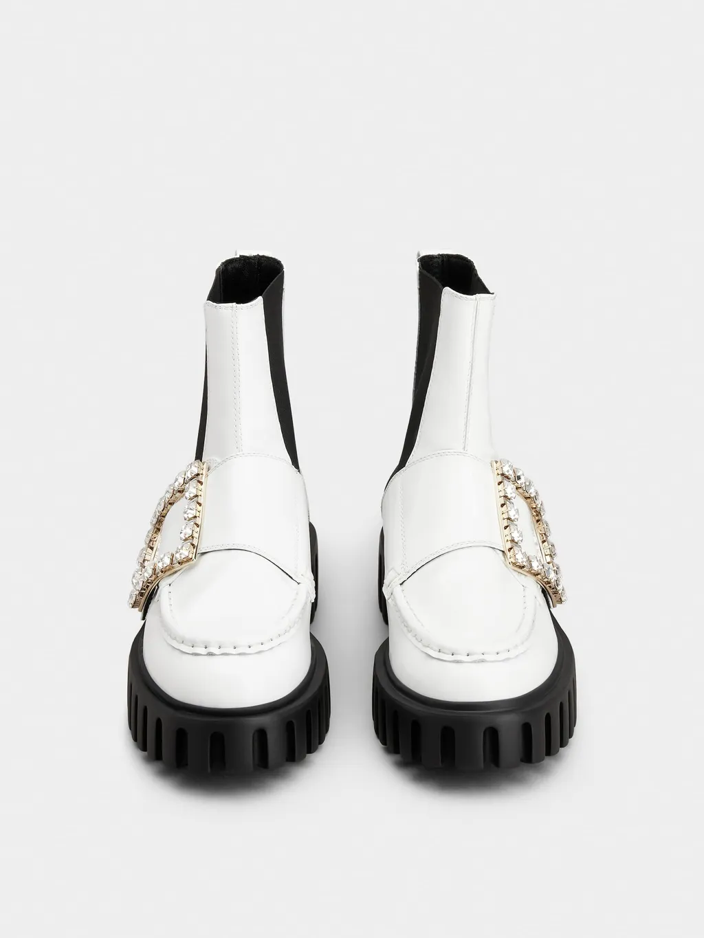 Viv' Go-Thick Strass Buckle Chealsea Ankle Boots In Patent Leather