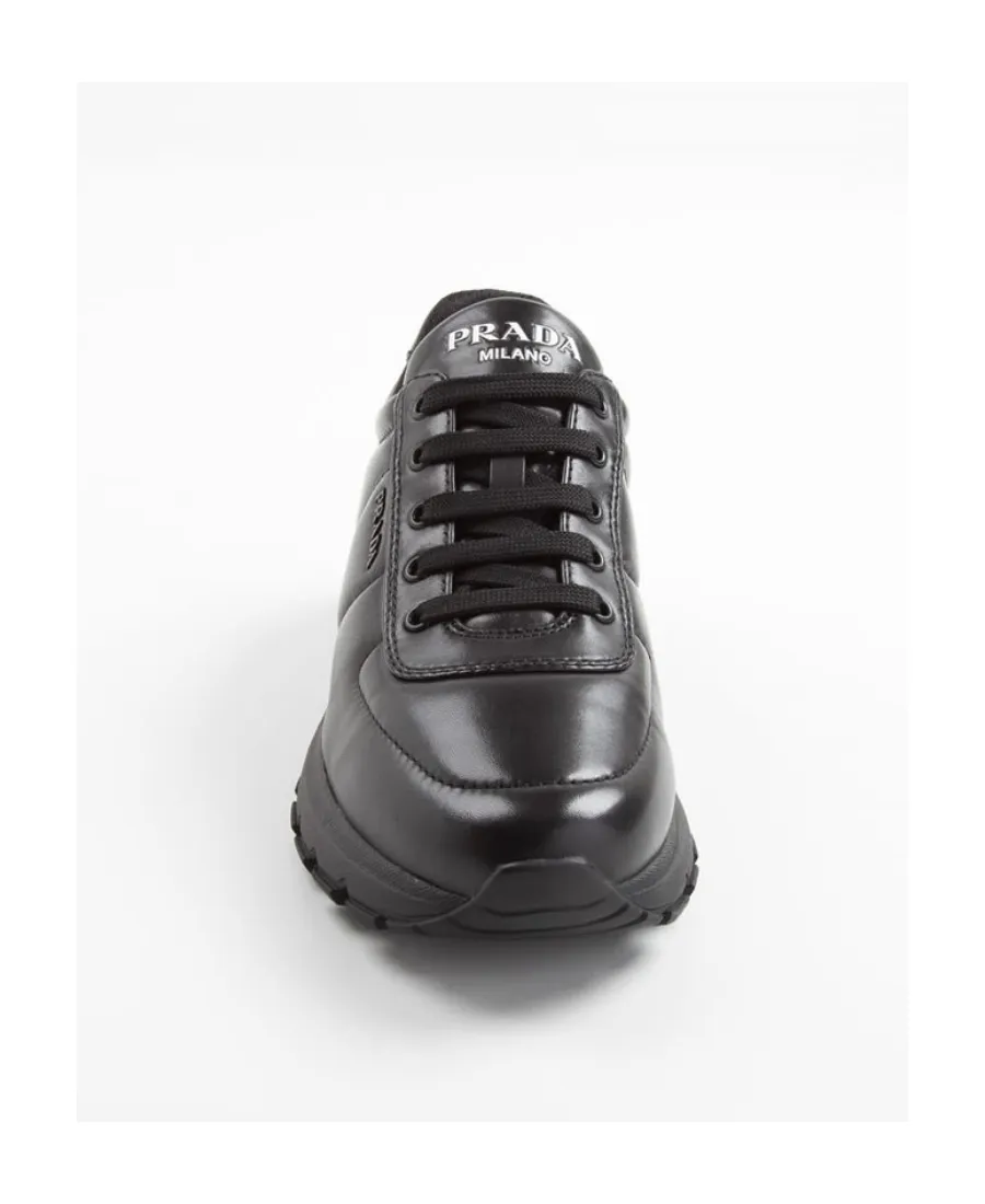 Logo Sneakers