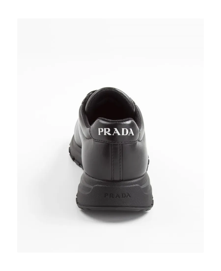 Logo Sneakers