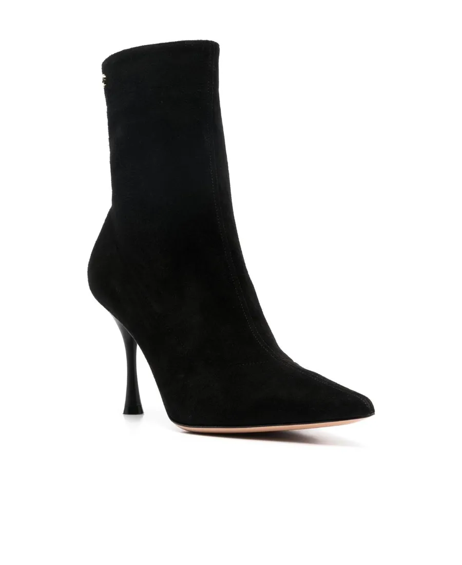 Gianvito Rossi Dunn Pointed-Toe Ankle Boots