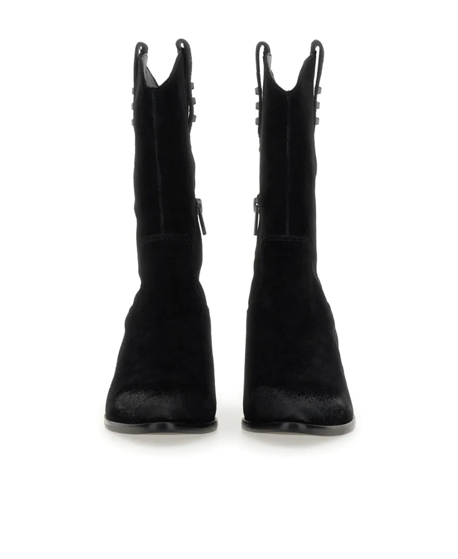 Pointy Boots