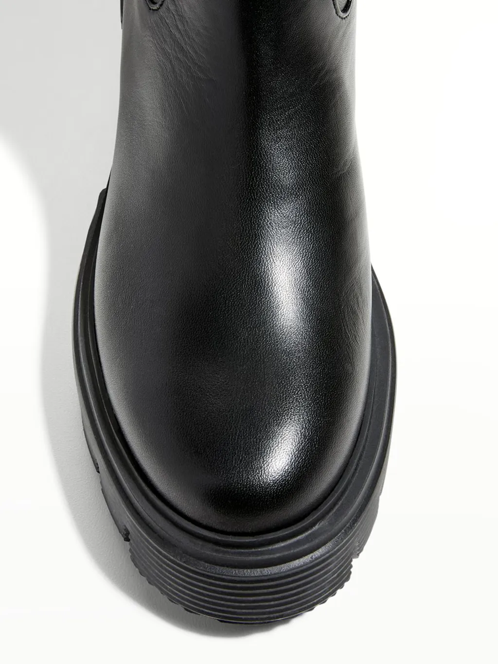 Logo Boots