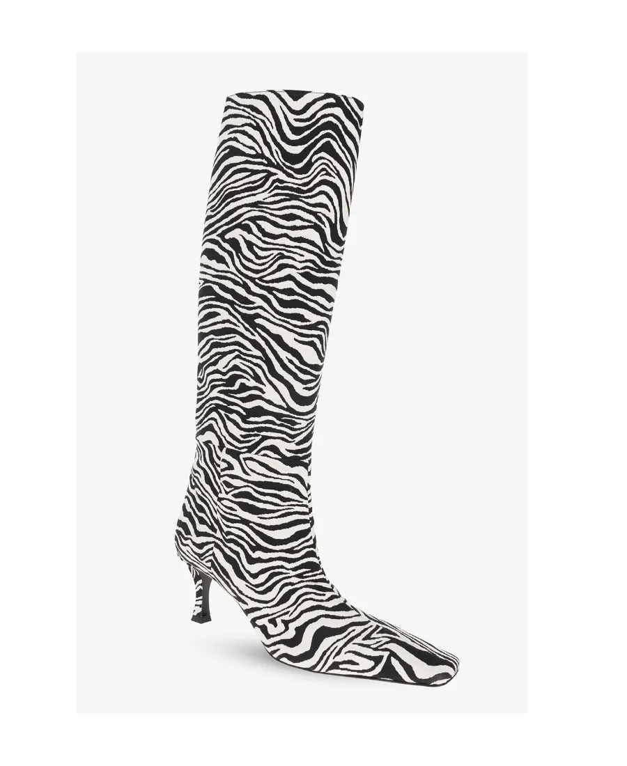 Logo Boots