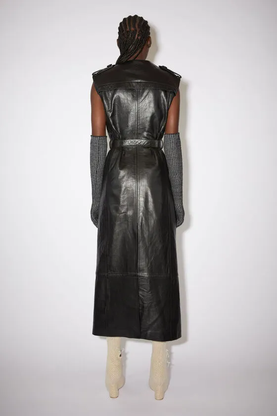 Sleeveless Double-Breasted Coat