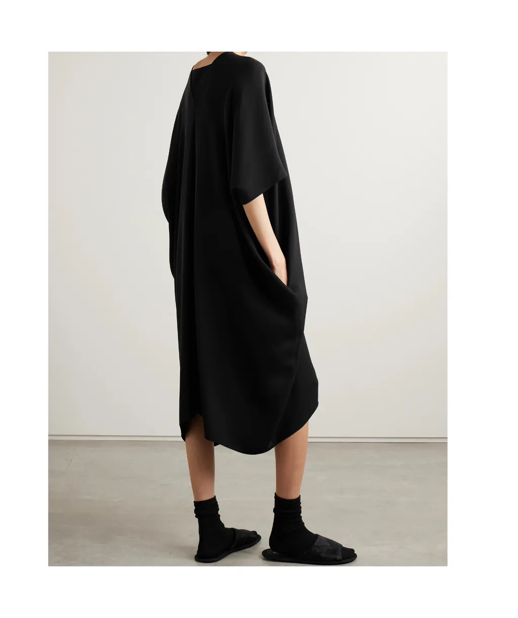 Pendant Dress