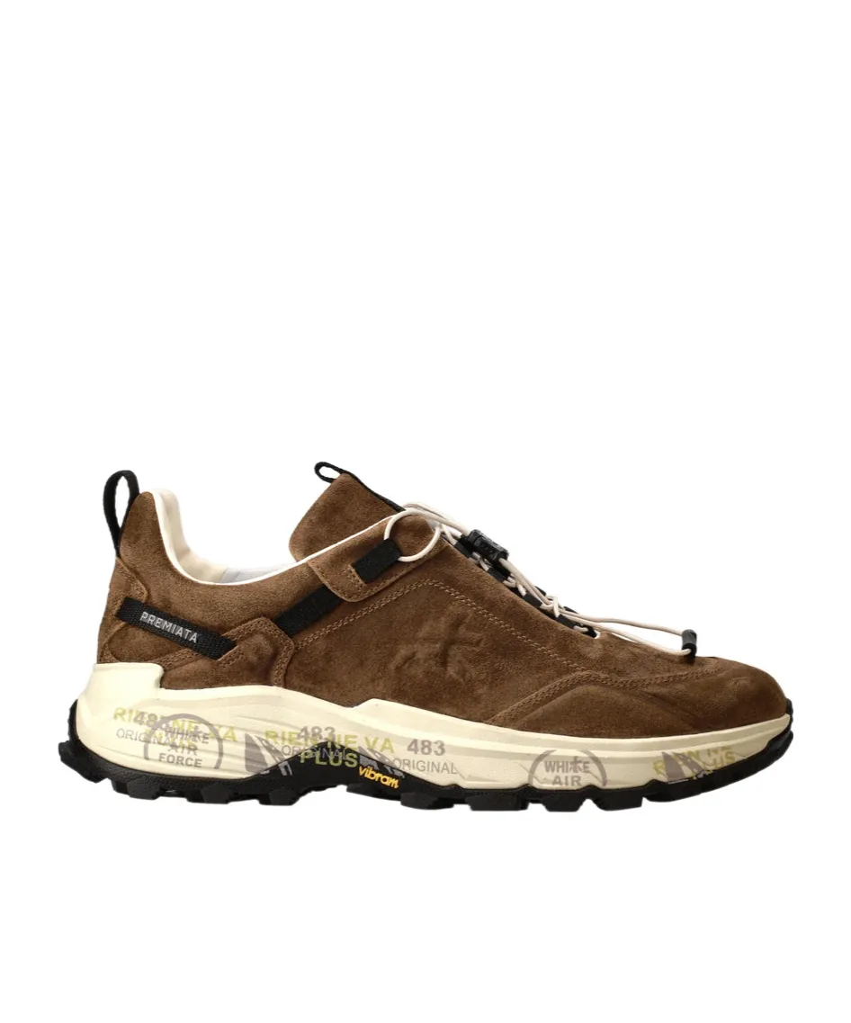 Round-Head Sneakers