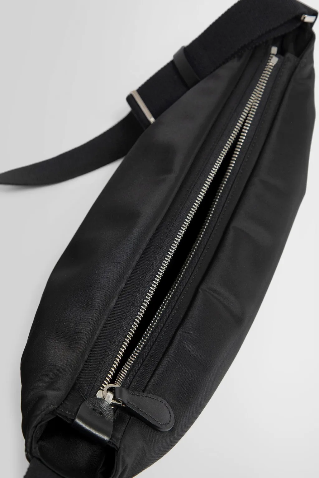 Caiden-Messenger-Bag