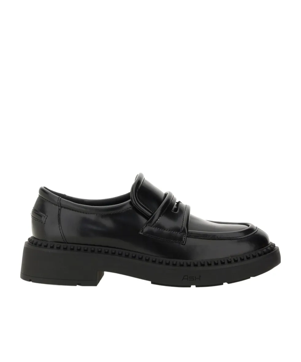 Round-Toe Loafers