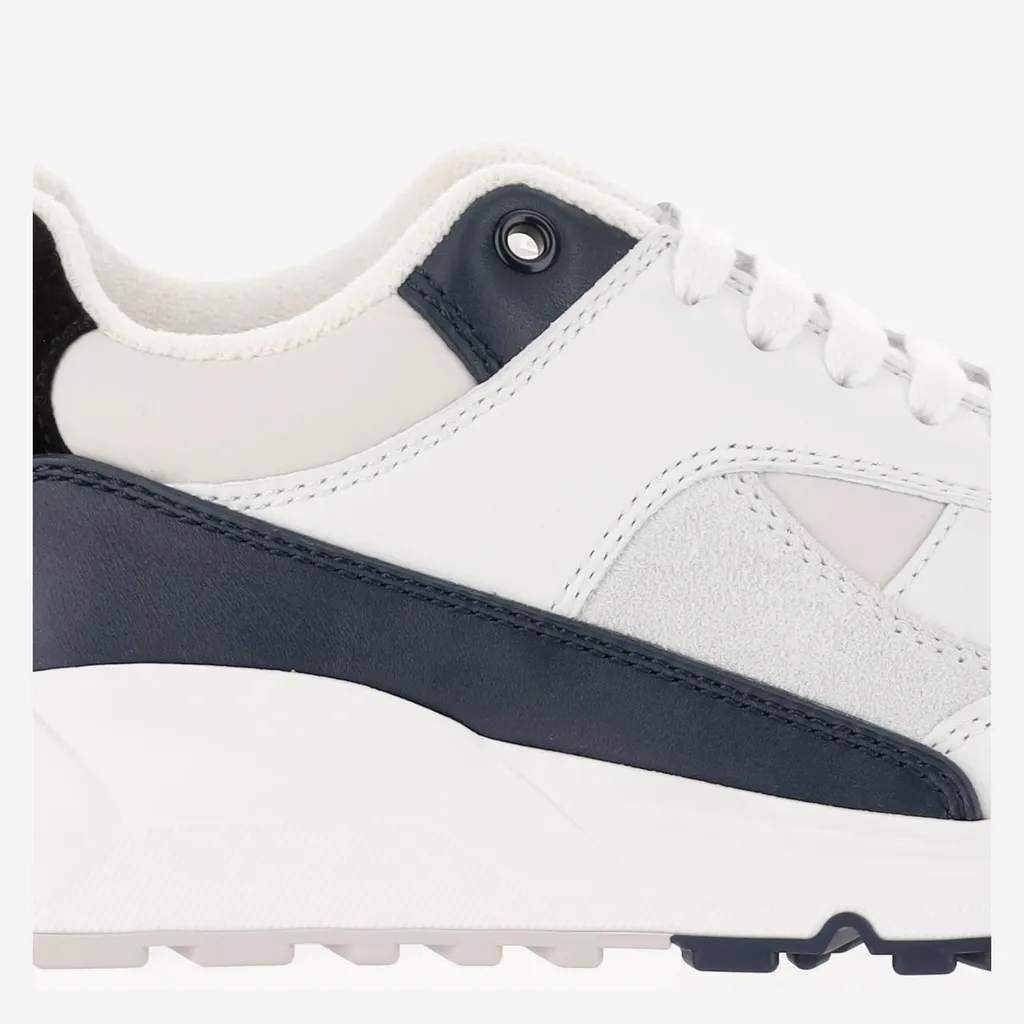 Saint Laurent Logo Embossed Lace-Up Sneakers