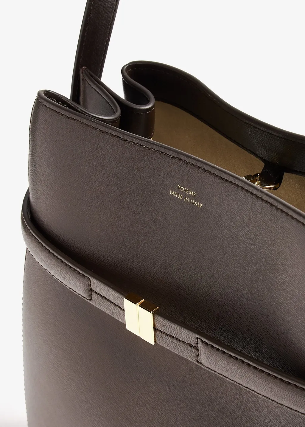 Totme Logo Detailed Belted Bucket Bag