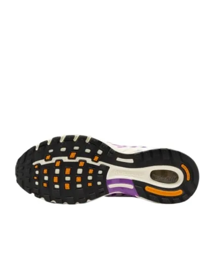 Nike Air Pegasus 2005 Lace-Up Sneakers