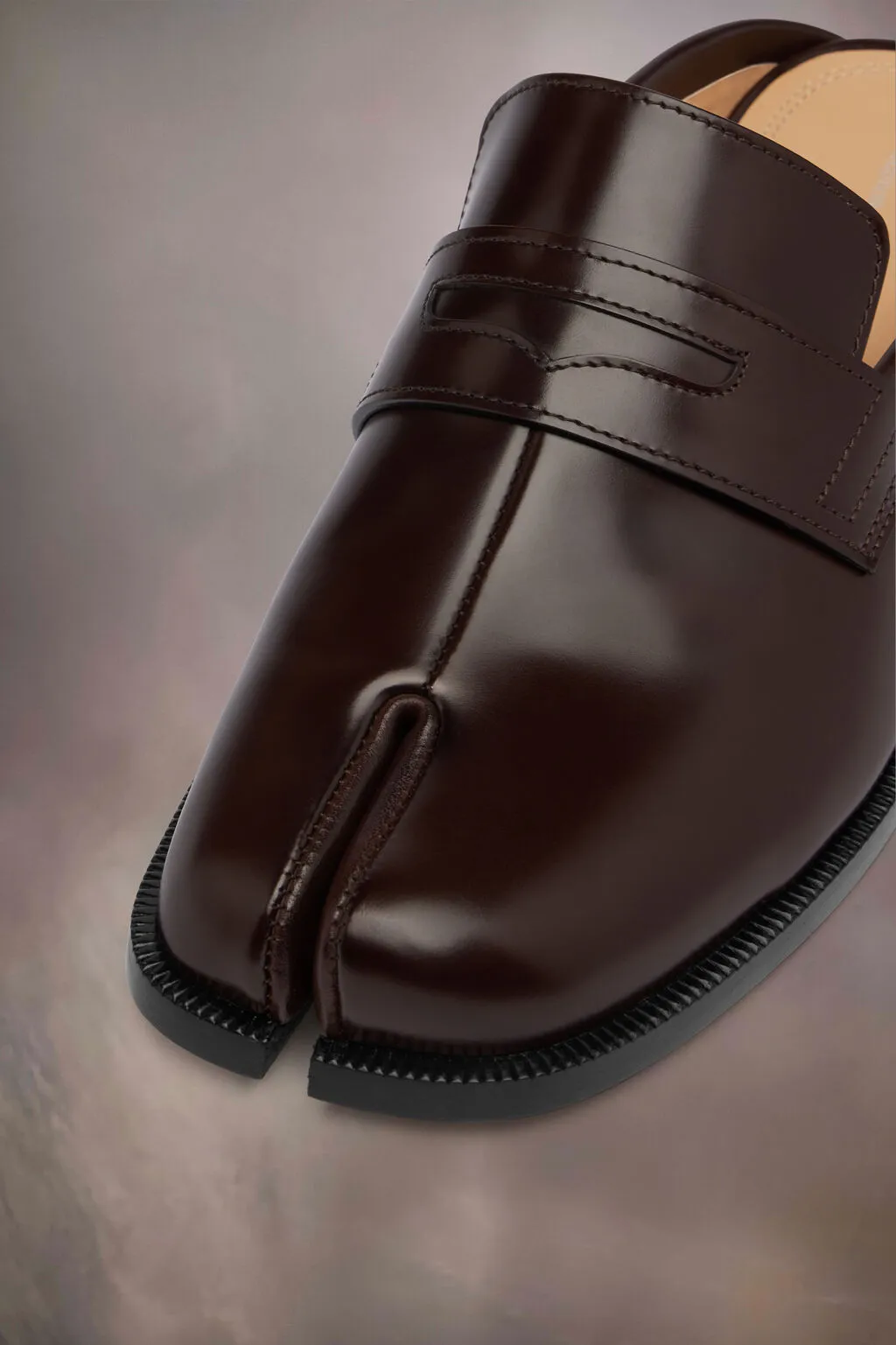 Tabi City Leather Mules