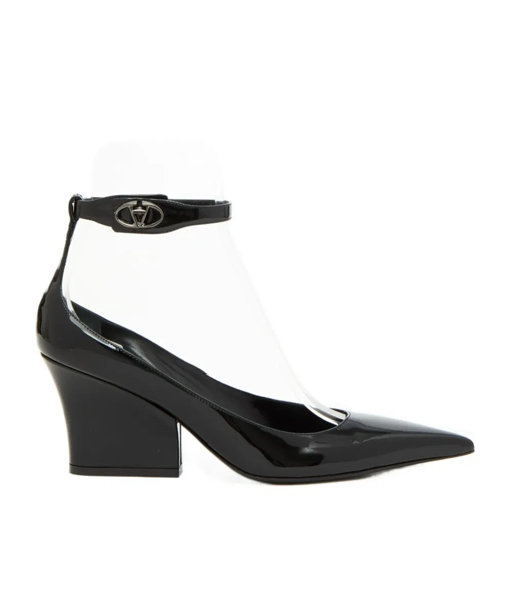 Valentino Logo Plaque Pointed Toe Pumps